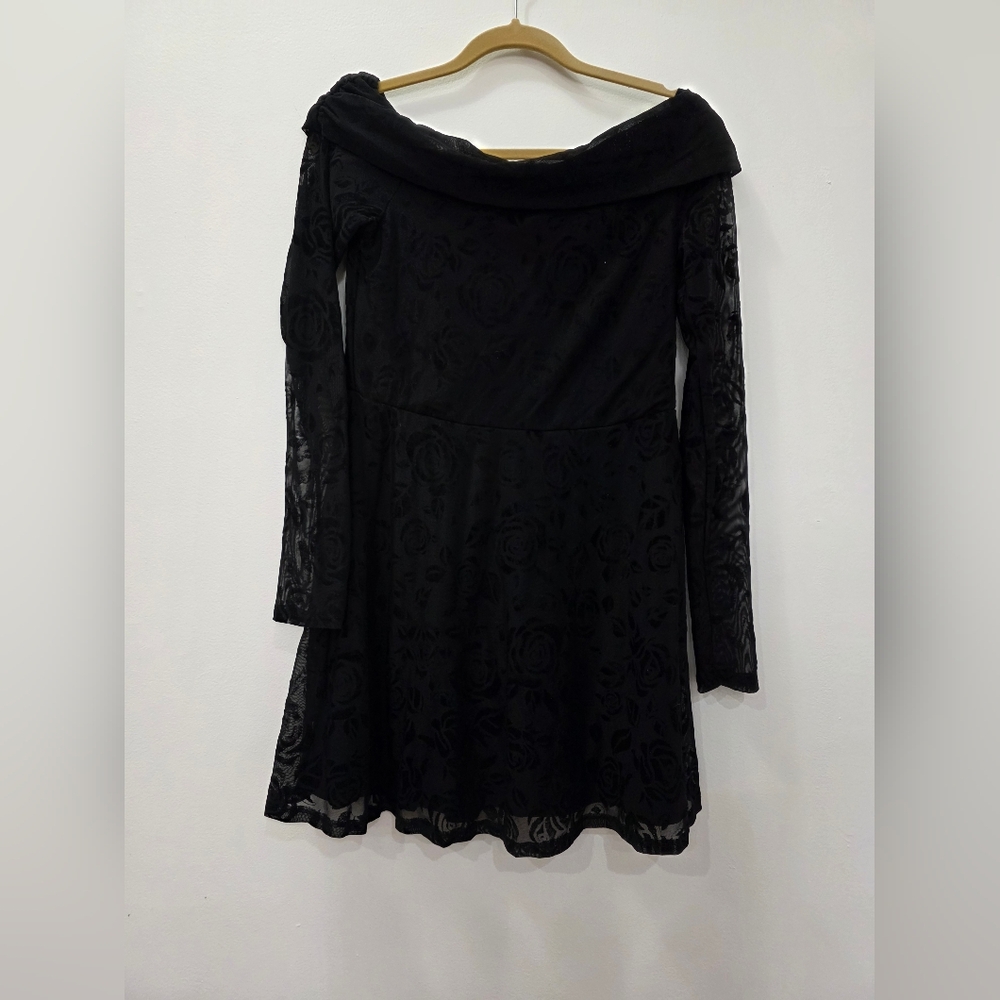 Wild Fable Black Floral Long Sleeve Dress